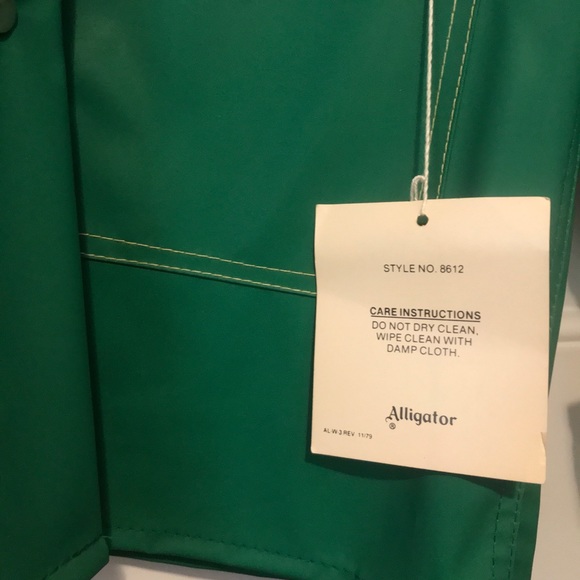 Green vintage Lacoste rain coat Reversible - Picture 4 of 8